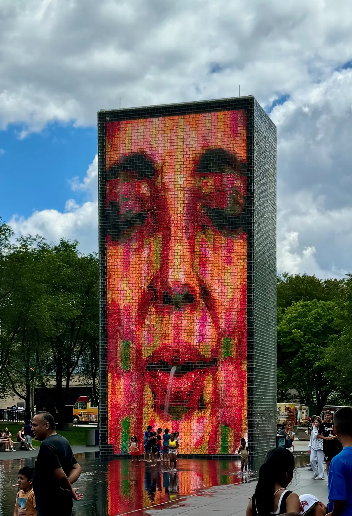 <p>这表情和吐水是什么鬼啊哈哈哈哈</p>
